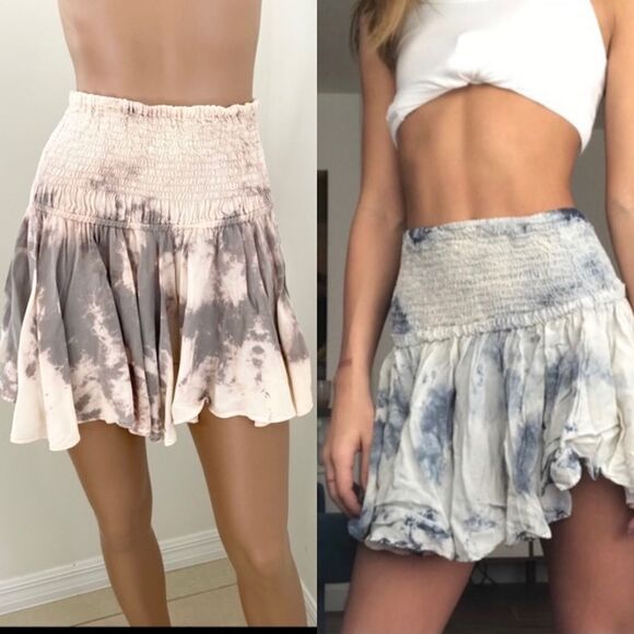 Blue Life Dresses & Skirts - Blue Life Pink Grey Tie Dye Smocked Mini Skirt XS
